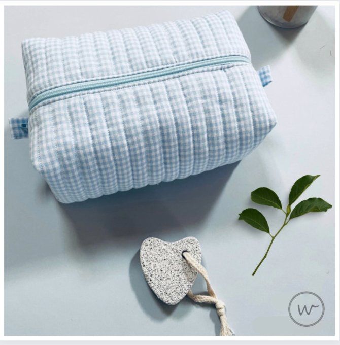 Trousse matelassée "vichy bleu"