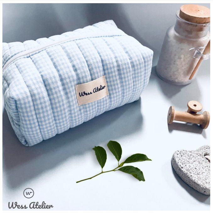 Trousse matelassée "vichy bleu"