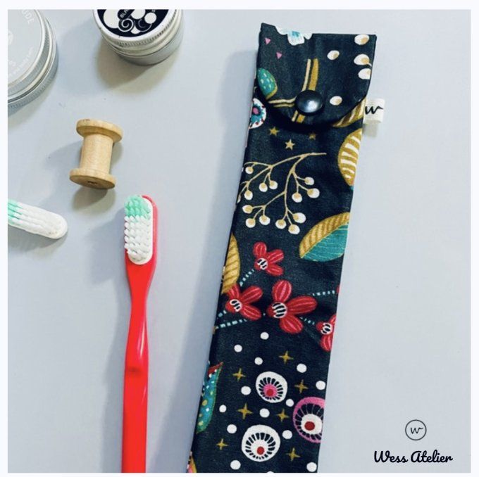 Étui Brosse à dent « Feuilles et fleurs »   